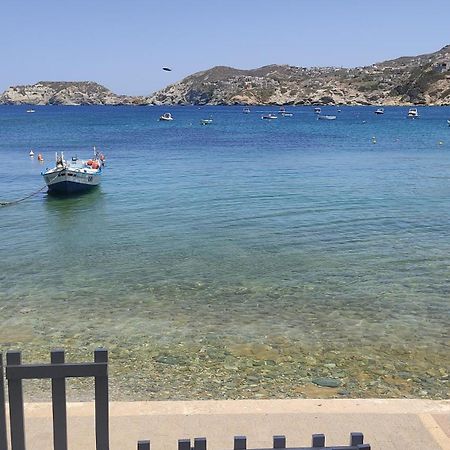 Komissa΄S Beach House Agia Pelagia Exterior foto