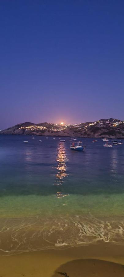 Komissa΄S Beach House Agia Pelagia Exterior foto