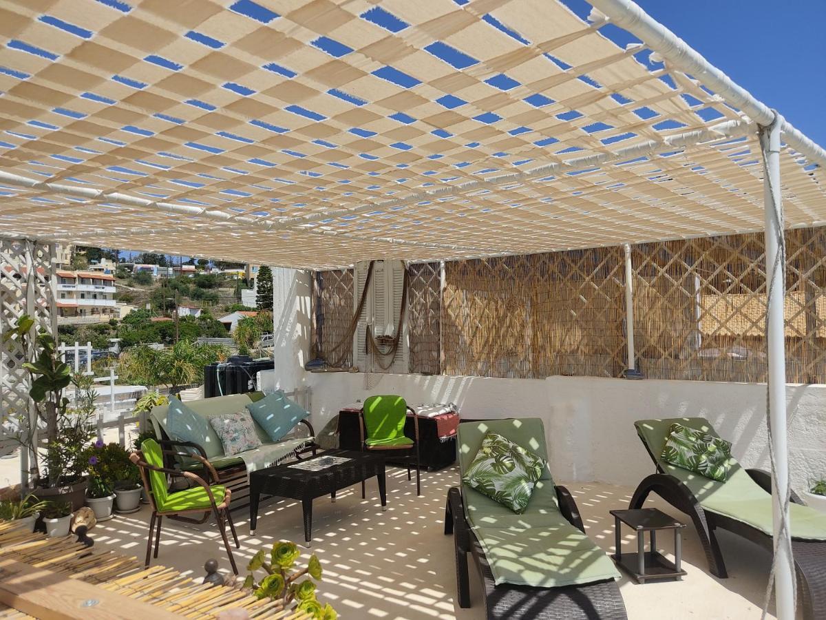 Komissa΄S Beach House Agia Pelagia Exterior foto