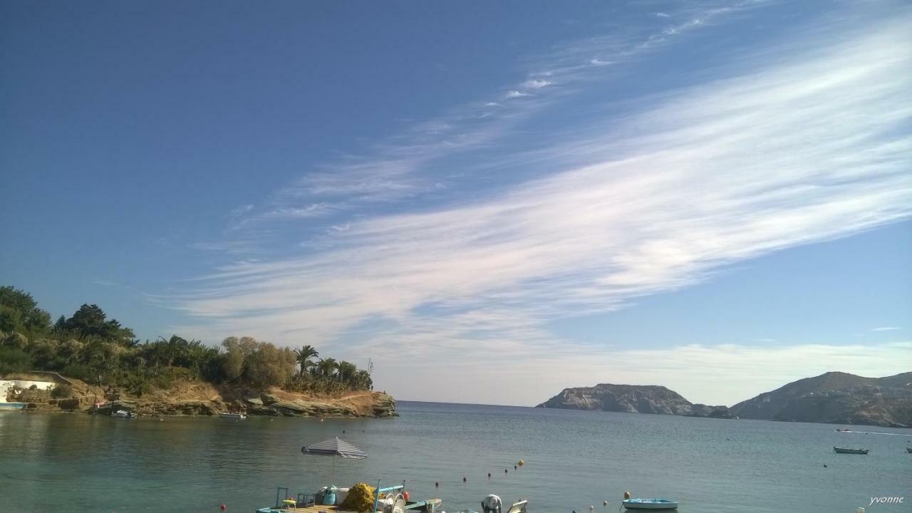 Komissa΄S Beach House Agia Pelagia Exterior foto