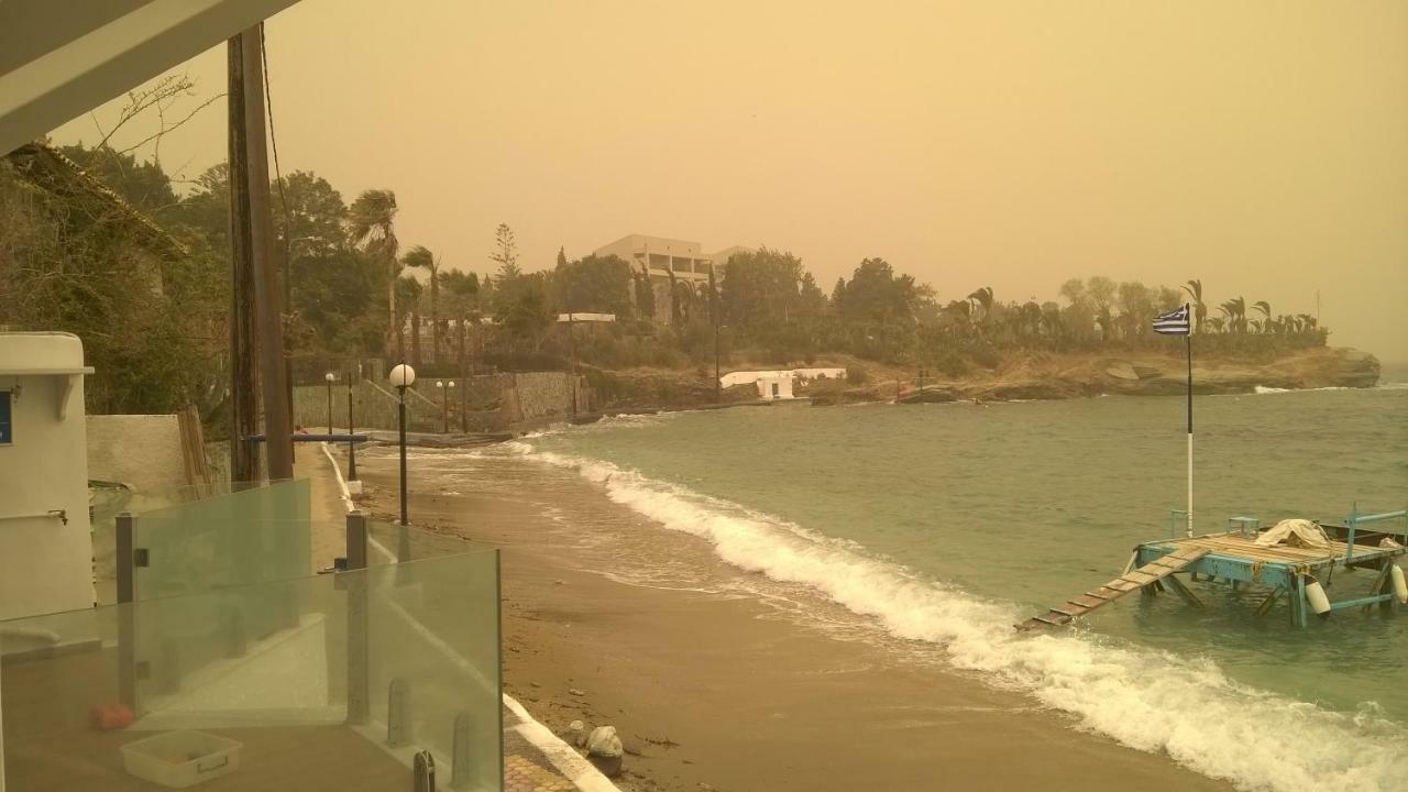 Komissa΄S Beach House Agia Pelagia Exterior foto