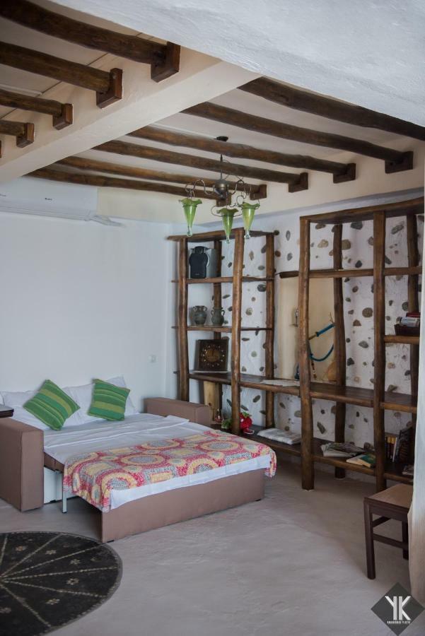 Komissa΄S Beach House Agia Pelagia Exterior foto