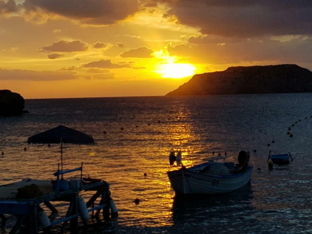 Komissa΄S Beach House Agia Pelagia Exterior foto